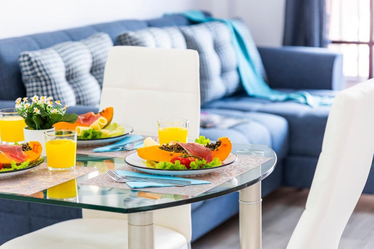 Sunshine Smart Home Hi-End Services Av Streaming Arona  Exteriér fotografie